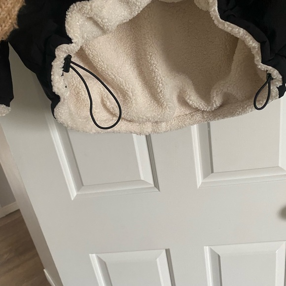 black and white jacket - Picture 4 of 9